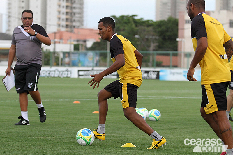 [26-12] Pré-temporada - Reapresentação Geral - 14