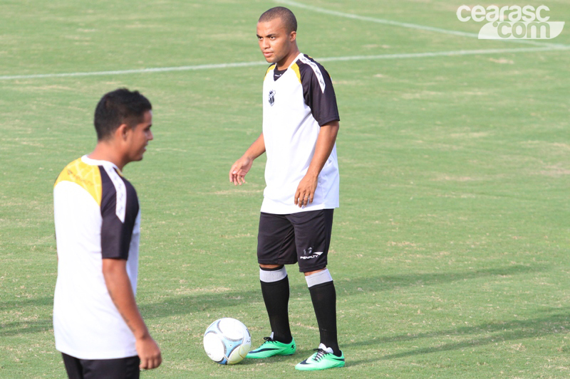 [08-04] Treino coletivo - Cidade Vozão - 1