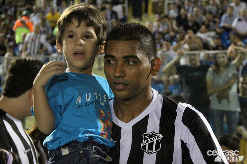 [18-04] Ceará 3 x 0 Guarani (J) - 12