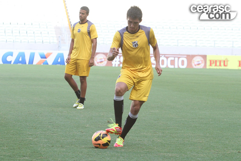 [01-03] Treino coletivo - Castelão - 2