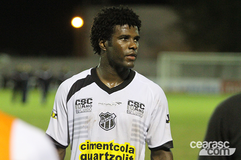 [24-05] Ceará 3 x 2 Ponte Preta - 02 - 11
