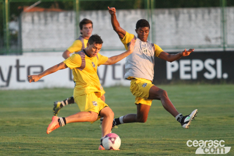[20-11] Treino Físico e Técnico - 16