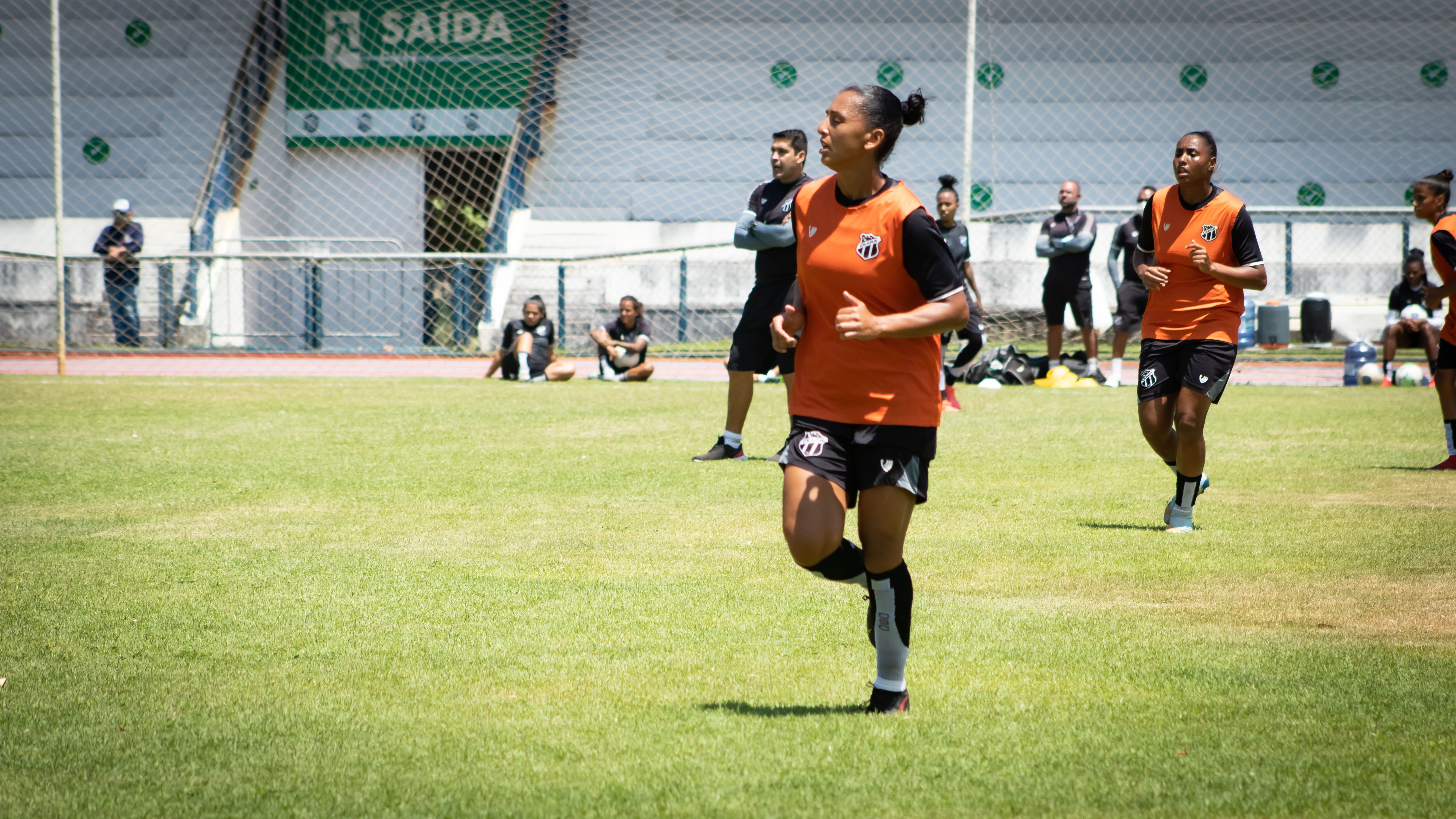 Treino futebol feminino 2