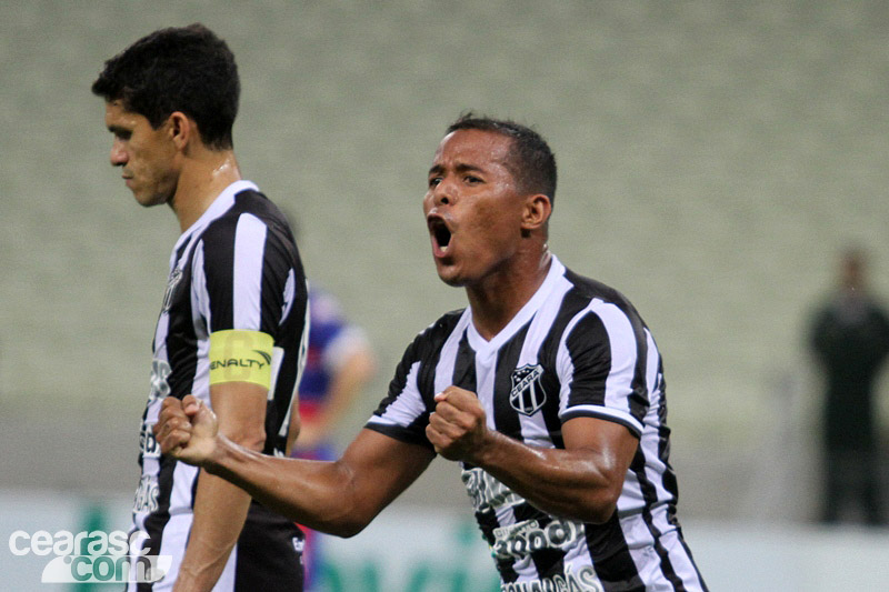 [07-03] Ceará 1 x 2 Fortaleza - 15