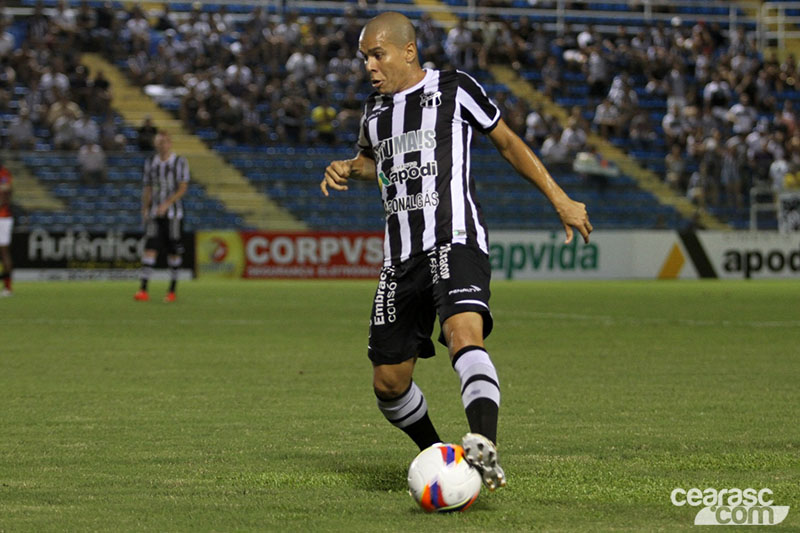 [18-04] Ceará 3 x 0 Guarani (J) - 22