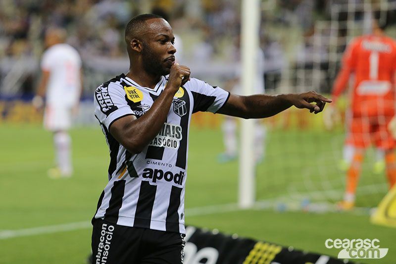 [04-10-2016] Ceará 2 x 1 Joinville - 30