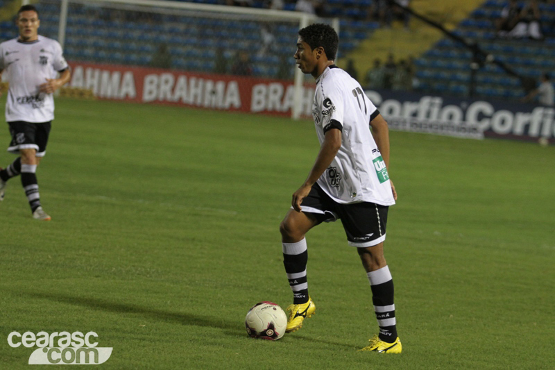 [29-05] Ceará x Goiás3 - 19