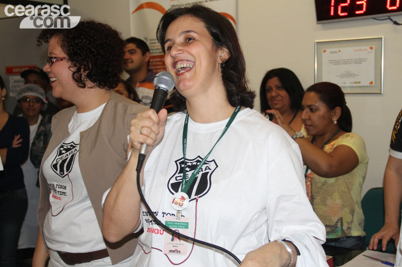 [22-05] Atletas participam de ação no Hemoce - 3