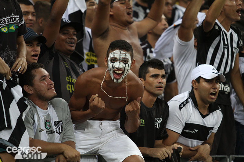 [29-04] Ceará 2 x 1 Bahia - Torcida - 35