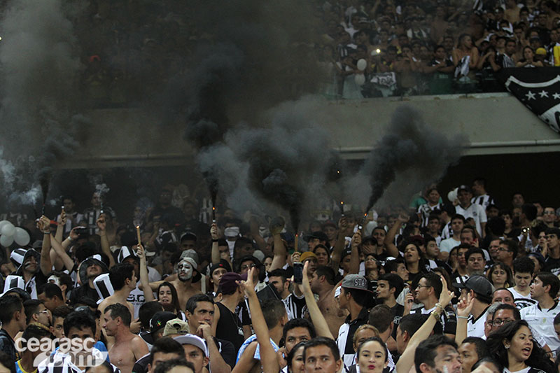 [29-04] Ceará 2 x 1 Bahia - Torcida - 39