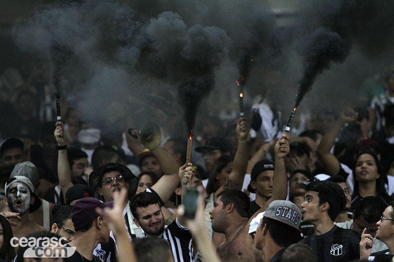 [29-04] Ceará 2 x 1 Bahia - Torcida - 40