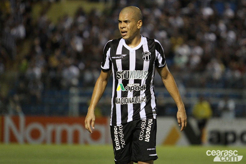 [18-04] Ceará 3 x 0 Guarani (J) - 29