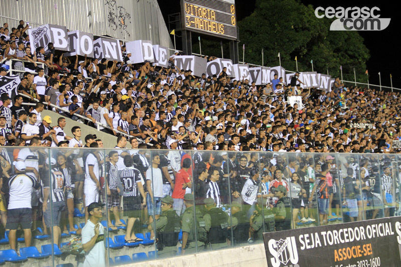[28-02] Ceará 5 x 1 Vitória - Torcida - 14