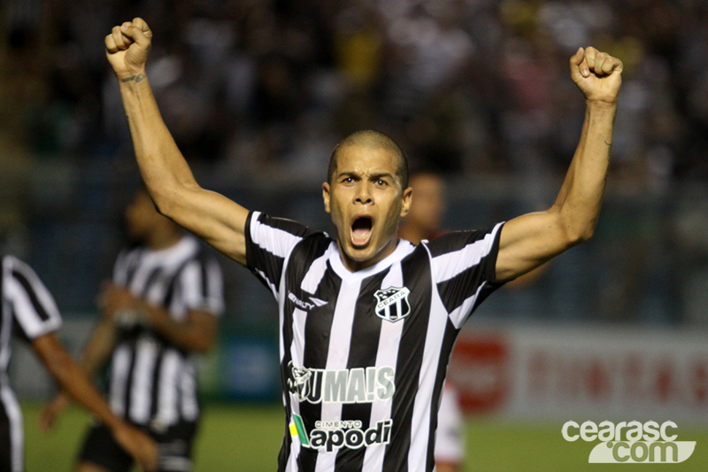 [16-05] Ceará 2 x 0 Atlético-GO - 16