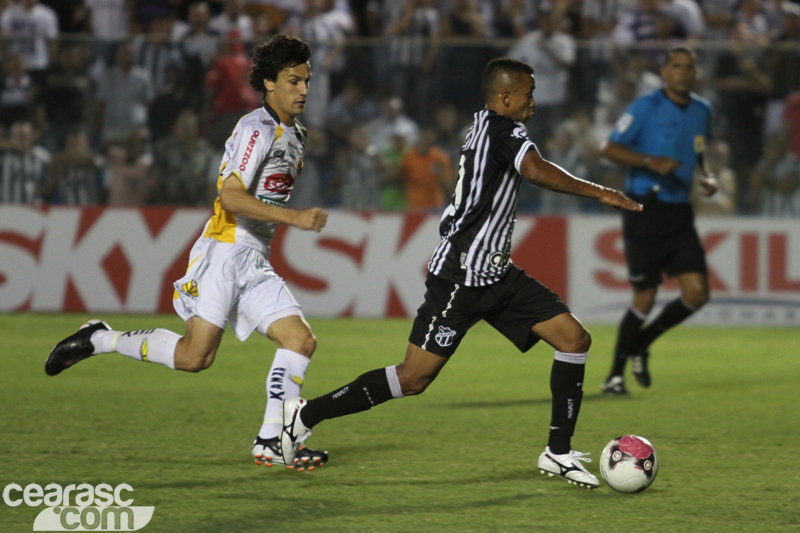 [06-07] Ceara 2 x 2 Criciuma-02 - 8