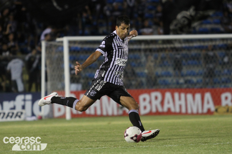 [02-11] Ceará x Avaí - 23