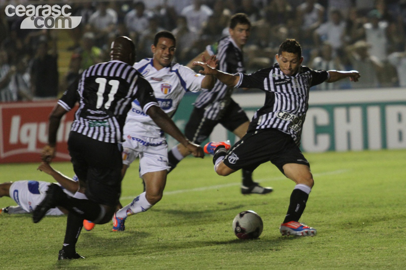 [10-08] Ceará 2 x 0 Grêmio Barueri2 - 15