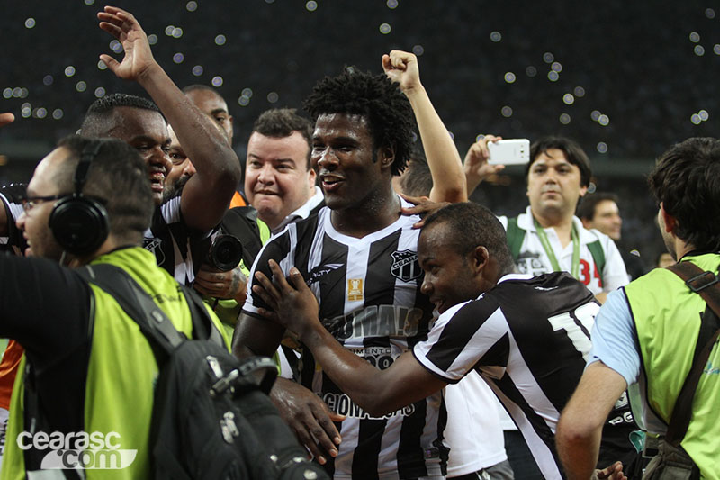 [29-04] Ceará 2 x 1 Bahia - Final da Copa do Nordeste - 49