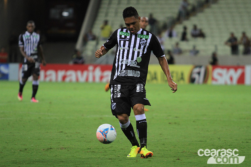 [12-11] Ceará 2 x 1 Avaí - 02 - 12