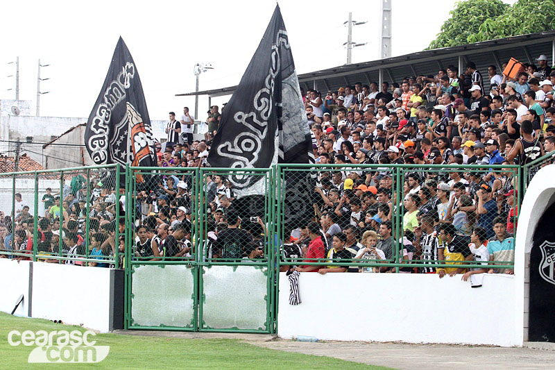 [20-01] Torcida lota Estádio Vovozão - 1