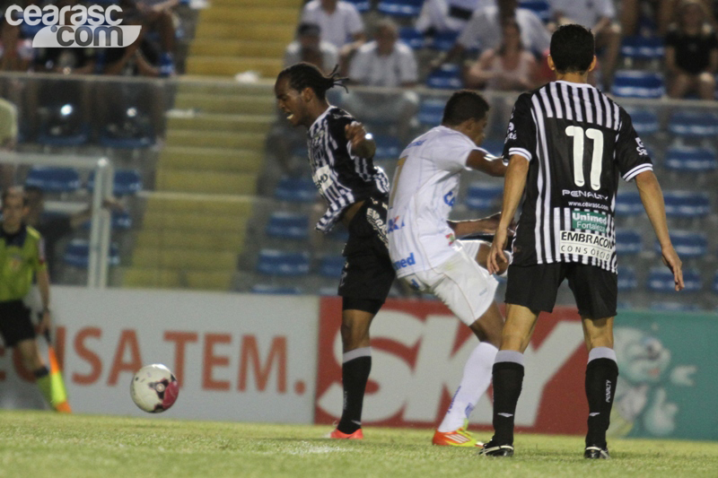 [02-11] Ceará 0 x 1 Avaí - 02 - 12