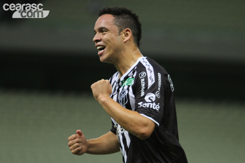 [25-04] Ceará x Tiradentes - 8