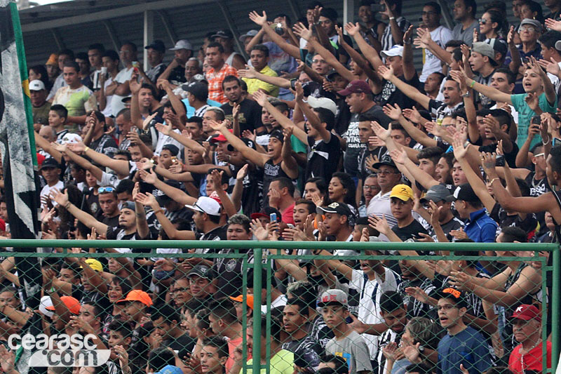 [20-01] Torcida lota Estádio Vovozão - 4
