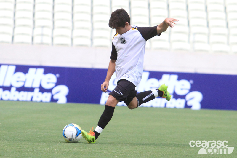 [17-01] Treino coletivo -  Castelão - 2