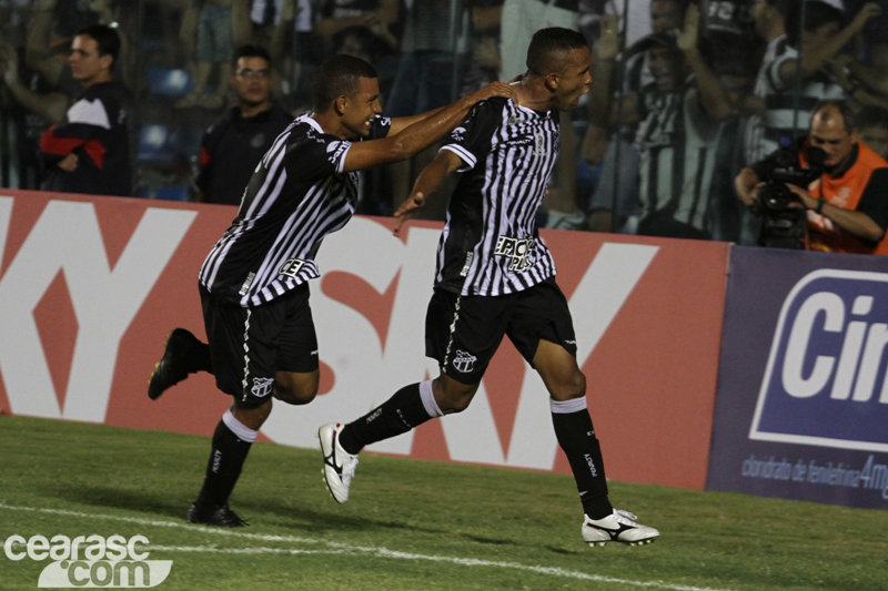 [06-07] Ceara 2 x 2 Criciuma-02-02 - 12