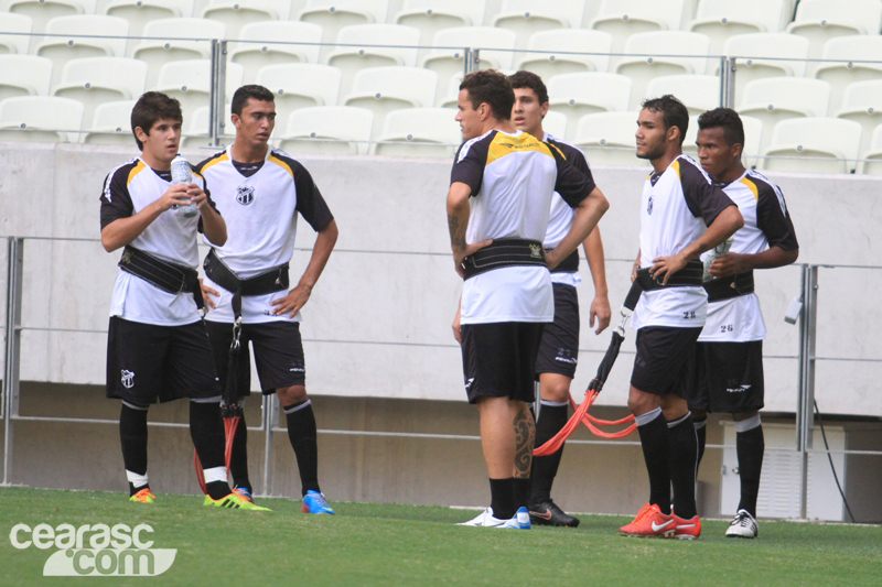 [17-01] Treino coletivo -  Castelão - 4