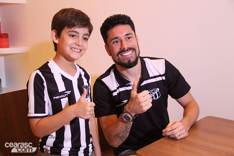 [18-11] Loja do Bem - Noite de Autógrafos - 5