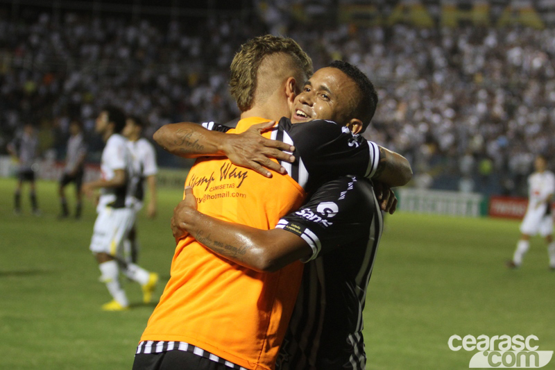 [06-07] Ceara 2 x 2 Criciuma-02-02 - 15