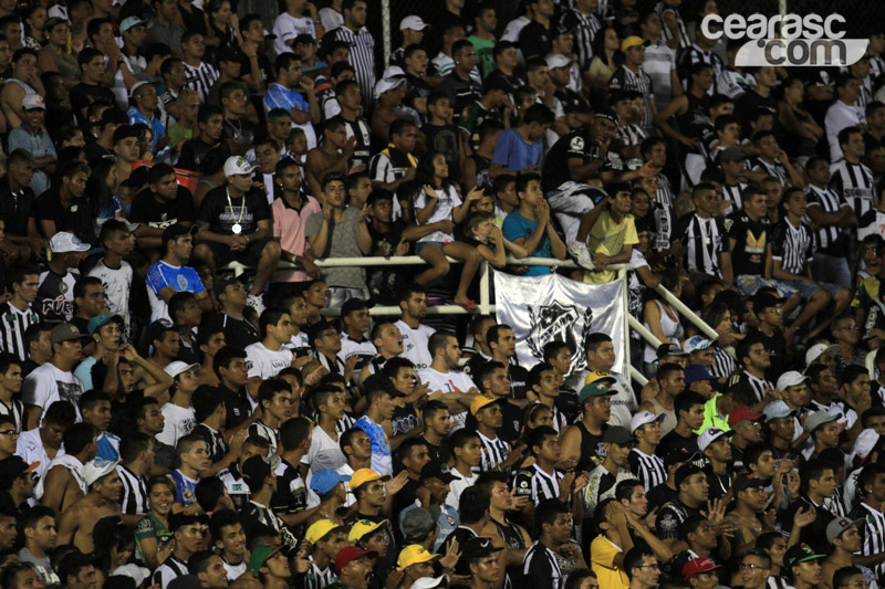 [28-02] Ceará 5 x 1 Vitória - Torcida - 20