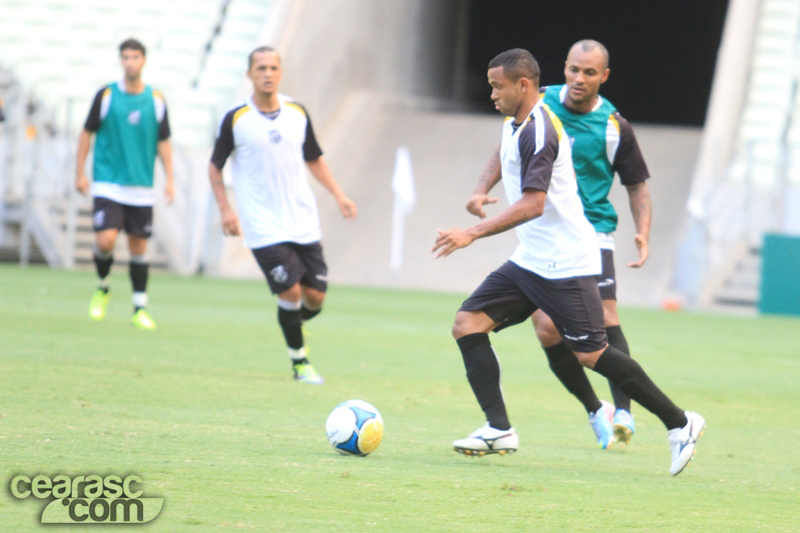 [17-01] Treino coletivo -  Castelão - 11