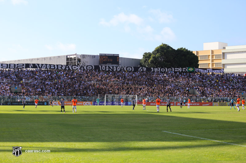[11-08-2018] Ceara x Atletico - Primeiro tempo - Torcida - 5
