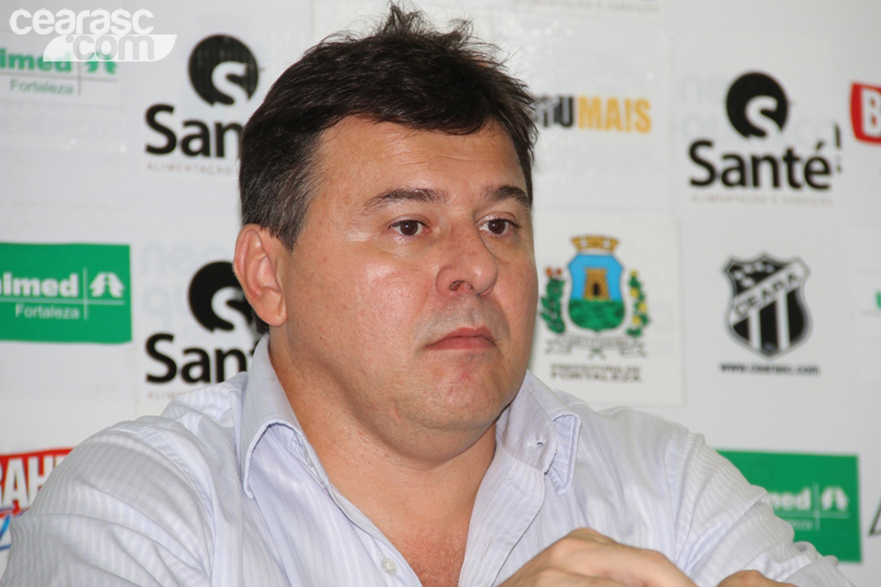 [01-06] Apresentação - Robston - 5