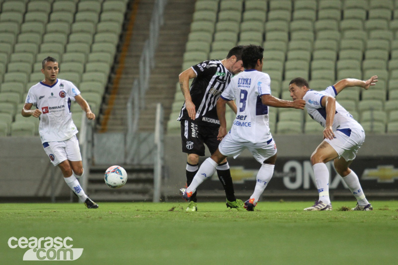 [25-04] Ceará x Tiradentes - 13