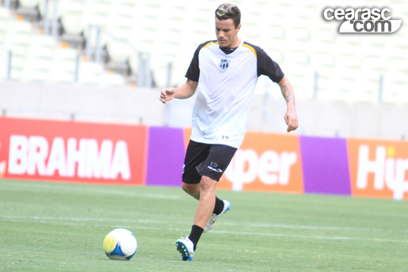 [17-01] Treino coletivo -  Castelão - 15