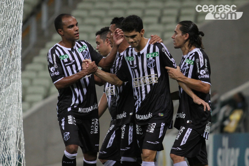 [25-04] Ceará x Tiradentes - 15