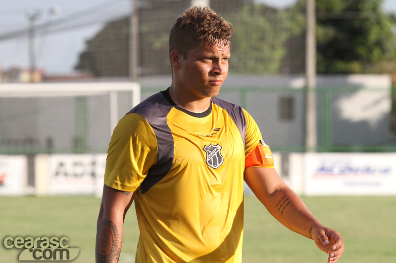 [28-01] Jogo treino - 12