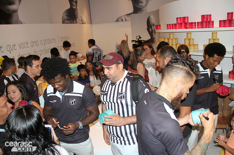 [18-11] Loja do Bem - Noite de Autógrafos - 46