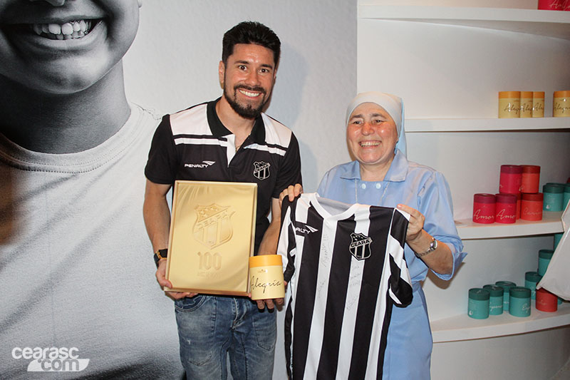 [18-11] Loja do Bem - Noite de Autógrafos - 62