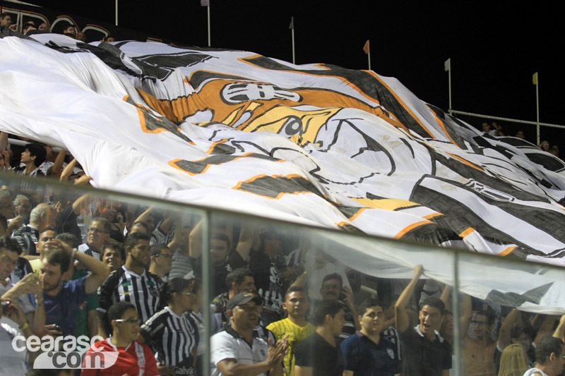 [28-02] Ceará 5 x 1 Vitória - Torcida - 24