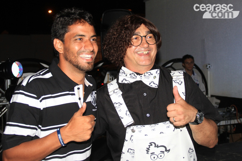 [17-01] Na concentração, jogadores receberam a visita de humorista2 - 8