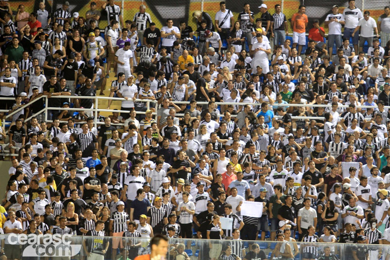 [28-02] Ceará 5 x 1 Vitória - Torcida - 25