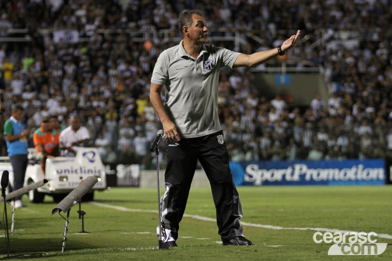 [29-09] Ceará x Ipatinga - 27