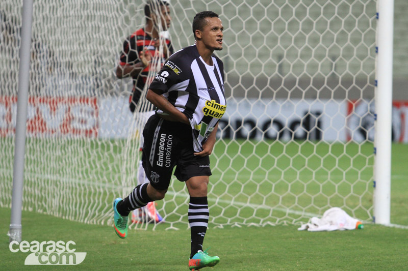 [13-04] Ceará 5 x 2 Guarany (S) - 02 - 15