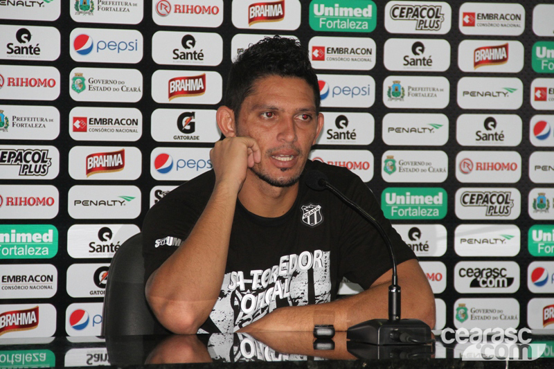 [28-12] Apresentação de Marlon e Geovani - 4