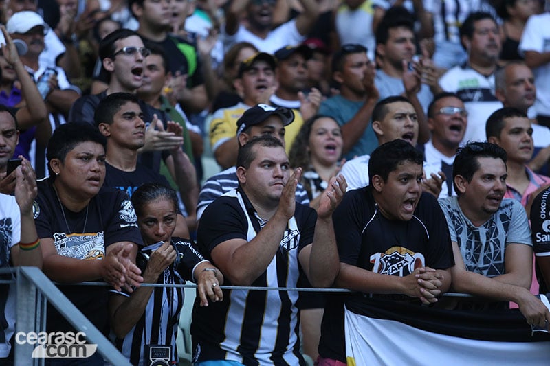 [28-11] Ceará 1 x 0 Macaé - Torcida - 14