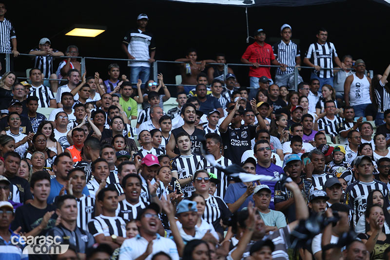 [28-11] Ceará 1 x 0 Macaé - Torcida - 18